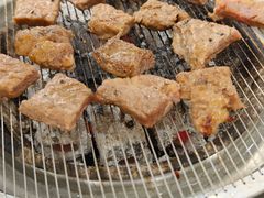-啊美丽炭火烤肉(滑翔一店)