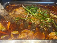 -老街烧烤大排档·地道湖北菜·龙虾馆(汉口火车站店)