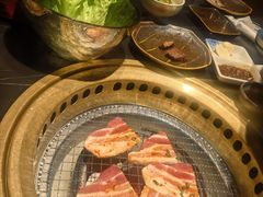 -山川小町·极番烧肉(新地假日广场店)