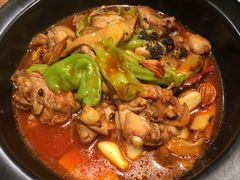 -云海肴·汽锅鸡·云南菜(天山百盛优客店)