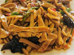 月亮湾小炒-老虎土菜馆·农家土菜