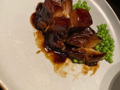 鲍鱼红烧肉-杭州西子湖四季酒店·金沙厅