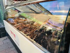 -张鸭子重庆特产卤味小吃(未来国际店)