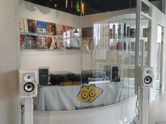 -浣熊唱片店(上海影城店)