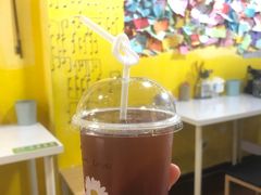 凉茶-志龙皇冠吃货椰子铺