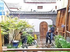 -阿婆情腊排骨火锅·野生菌季(古城旗舰店)