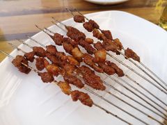 手抓羊肉-一品江湖烧烤餐厅