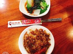 -胡须张鲁肉饭(美食文化馆店)