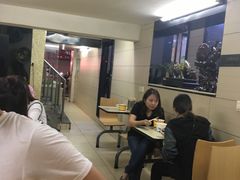 -江三王记牛杂馆(总店)