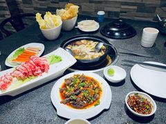 -野迹·石橄榄鸡·烧烤(新洲店)