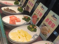 -遇上西雅图多融合海鲜自助餐厅(中房金谊广场店)