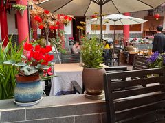 -文君楼美食·庭院酒店(宽窄巷子地铁站店)