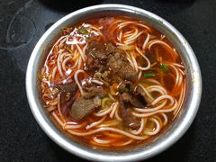 -薛记襄阳香辣牛肉面(平安路店)