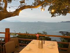 -美人鱼悬崖海景餐厅(鹿嘴山庄店)