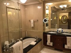 -广州富力丽思卡尔顿酒店