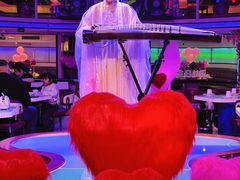 -巴特餐饮6加1音乐餐吧·新疆菜