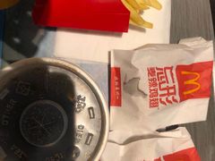 -麦当劳(中山公园龙之梦店)