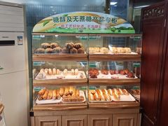 面包甜点陈列柜-新侨三宝乐西餐厅(崇文门店)