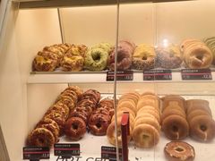-HOT CRUSH趁热集合·现烤面包(上海环球港店)