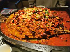 -江边城外烤全鱼(世茂广场店)