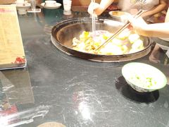 -鱼窝棚柴火铁锅炖(富山屯店)