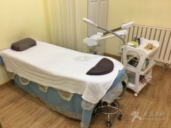 -苗方清颜痘肌研究所