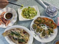 -范饭椰林川湘味海鲜·椰子鸡(三亚湾椰梦长廊店)