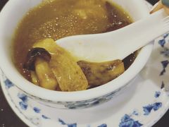-罗记又添缘竹荪山药鸡·野生菌火锅(西园南路店)