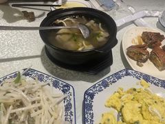 菌菇炖老母鸡汤小份-呼吸森林·生态农庄农家乐私房菜