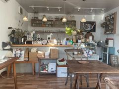 -In Cafe隐食研室