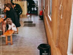 大堂-沪西老弄堂面馆(定西路店)