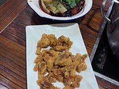 -苗家大院酸汤鱼(贵阳北站店)