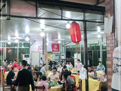 -五洞培记山庄·鲜牛肉火锅