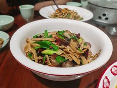 -六合居·明厨亮灶餐厅(成双大道店)