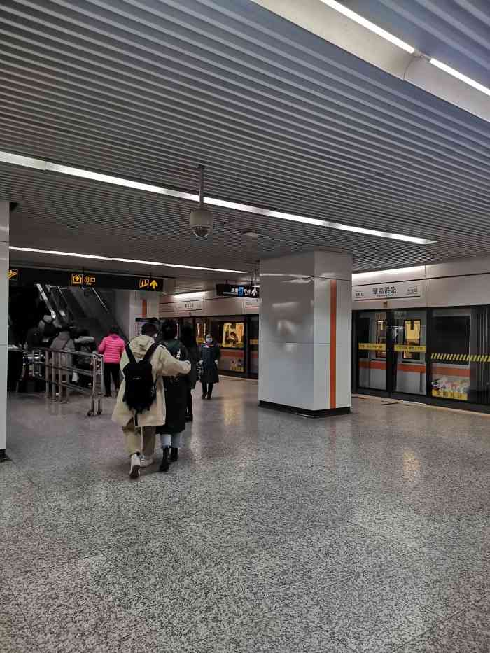 肇嘉浜路(地铁站)-"(七月第二十二篇)肇嘉浜路地铁站是上海.