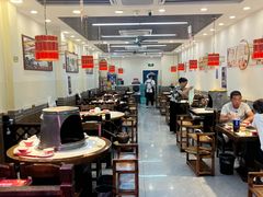 -地锅公社·现炒地锅鸡·地锅鱼·夜宵(罗锦路店)