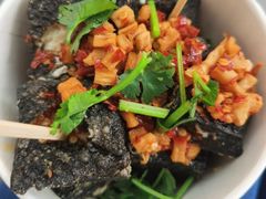 -黑色经典臭豆腐·湖南特产(坡子街特产局店)