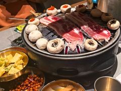-草家酱蟹炭火烤肉店(珲春南路一店)