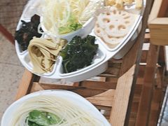 -鸡遇虾煲干锅火锅(小寨金莎店)