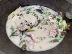 青椒紫苏锅-鲜潭蒸汽石锅鱼(五道口购物中心店)