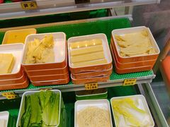 -极有家小鱼小鸡石锅煲(佳兆业店)