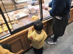 -华荣西饼(列东店)