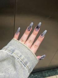 -U+nail优加专业美甲美睫