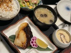 -家贺屋刺身寿司专门店