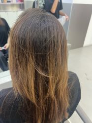-首脑美发沙龙