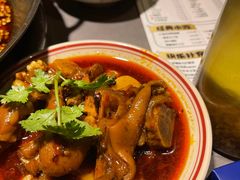 -吃城都·鱼蛙火锅(西玉龙街店)