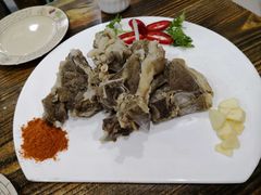 手抓羊肉-壹阁胡羊焖饼(特色小吃街店)