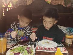 -动动咖啡清真西餐厅