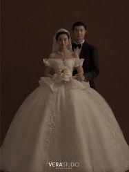 -至臻微拉婚纱摄影