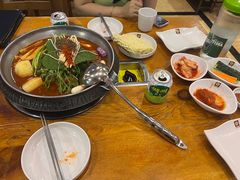 -喇喇排骨火锅·传统韩式脊骨汤(望京西园总店)